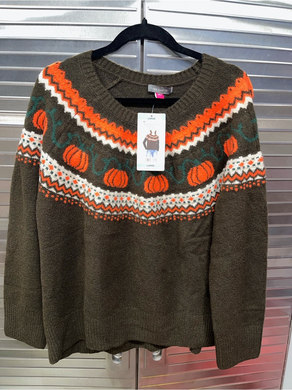 Cozy Vince Camuto Brown Sweater with Orange Pumpkins